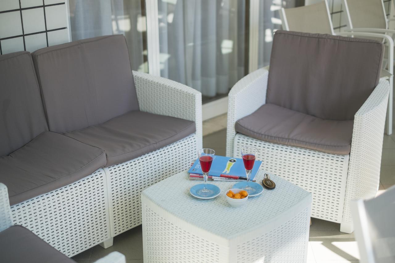 Hotel Latini Rimini Extérieur photo